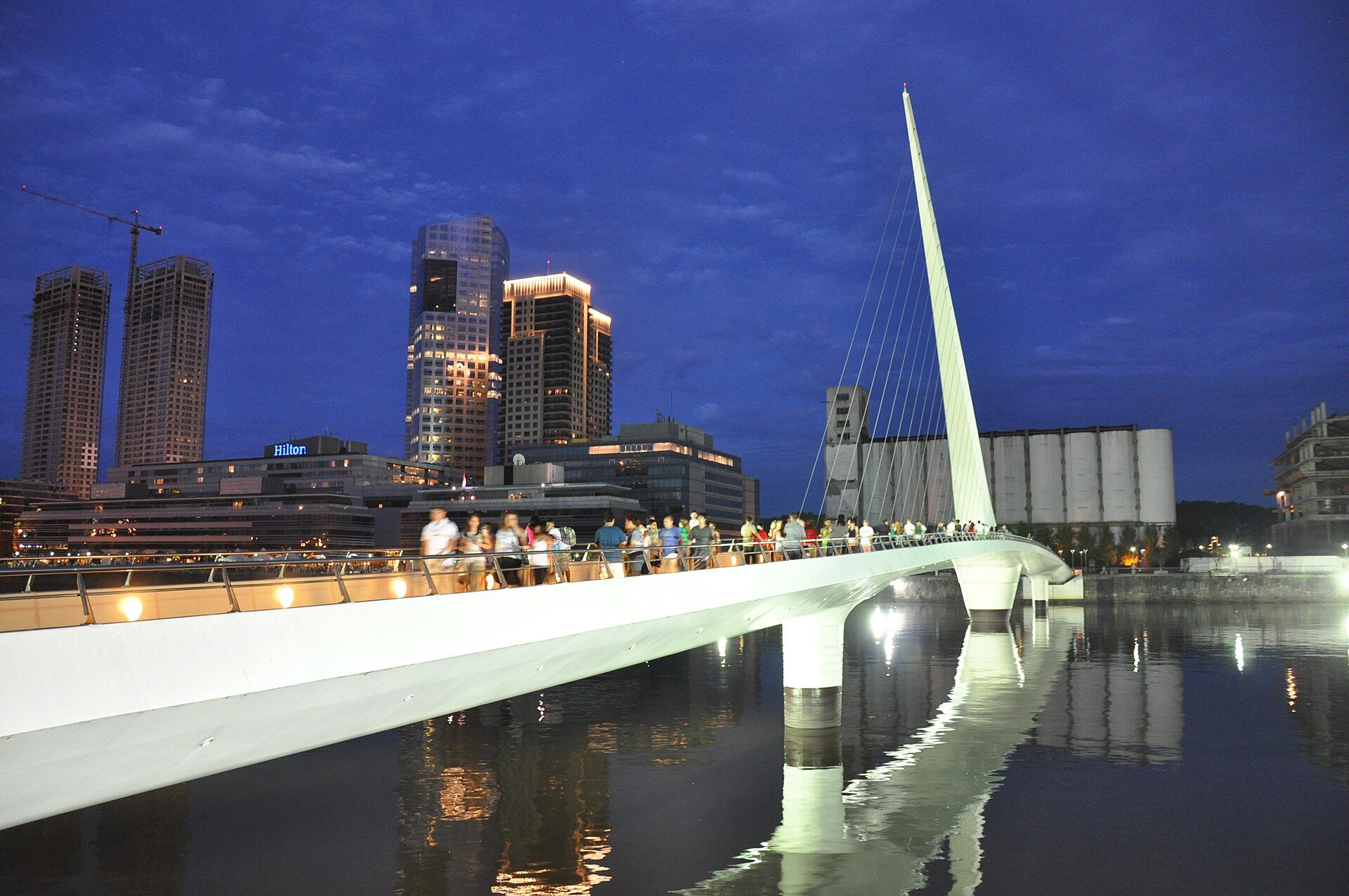 Puente de la mujer Buenos Aires Argentina